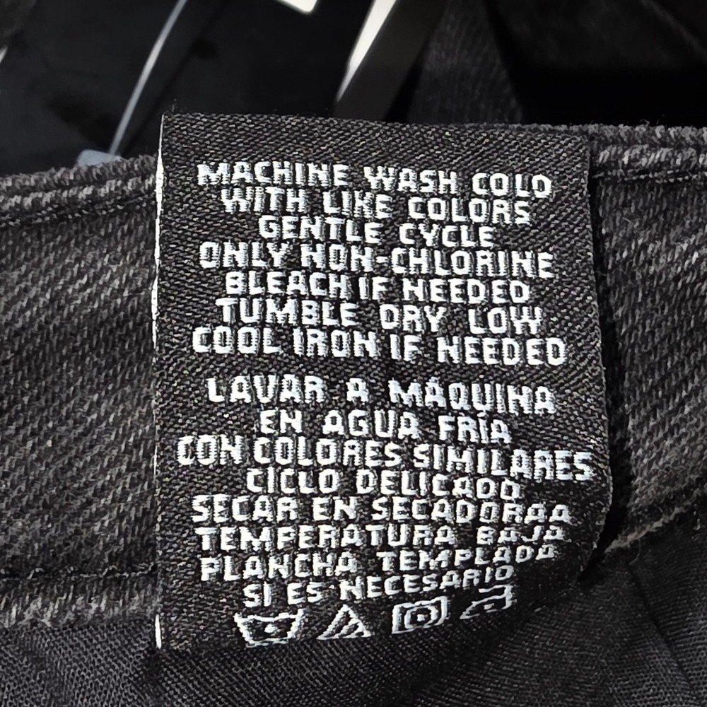 NWT Madden NYC Women's Y2K Barrel Jeans Galaxy Wash Size 2 Relaxed Mid-Rise - Picture 13 of 13